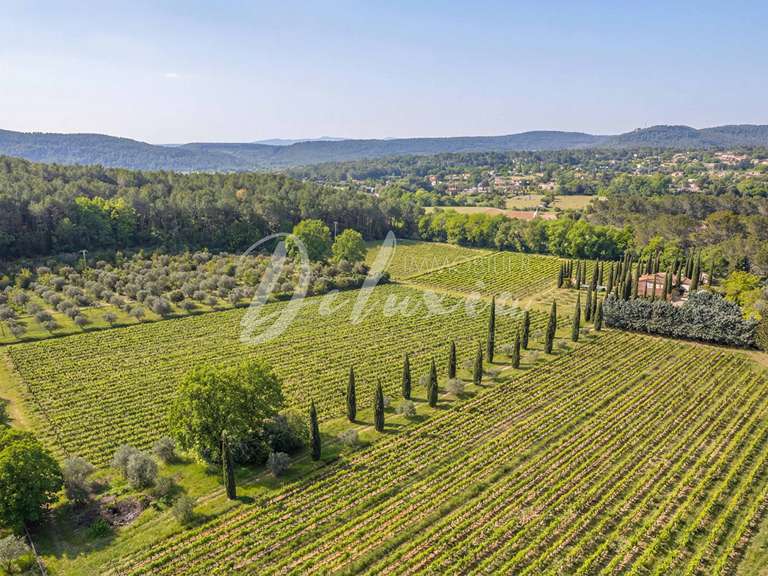 Villa Villecroze - 5 chambres - 222m²