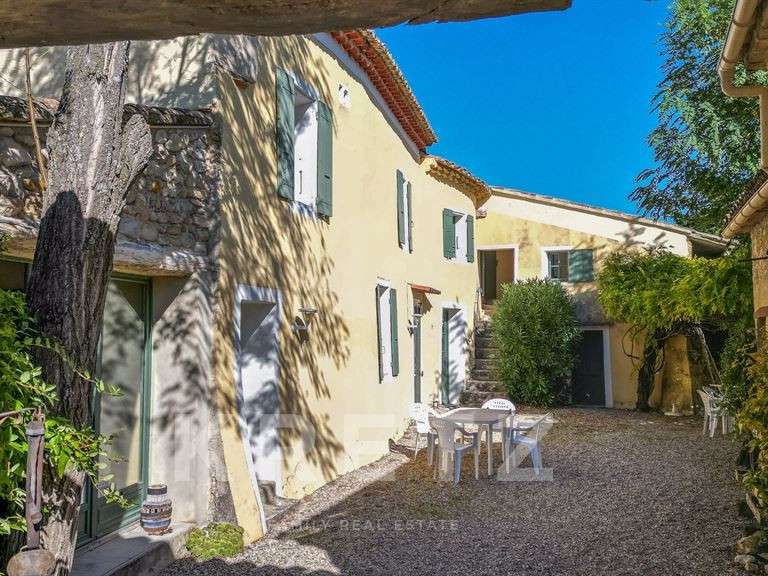 Maison Villedieu - 8 chambres - 370m²