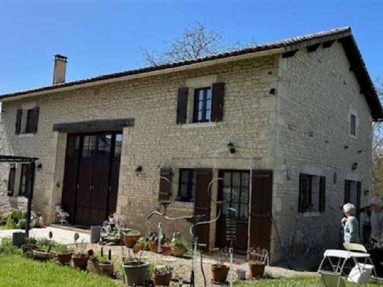 Maison Villefagnan - 367m²