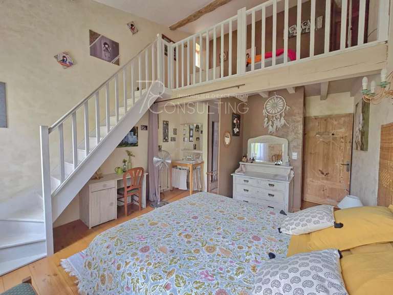 Bien atypique Villefranche-de-Lauragais - 900m²