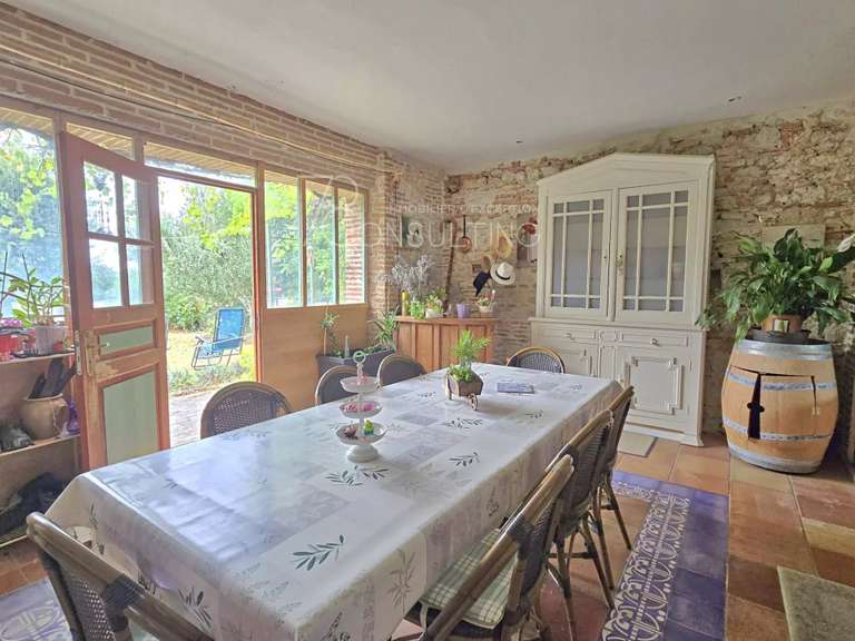 Bien atypique Villefranche-de-Lauragais - 900m²