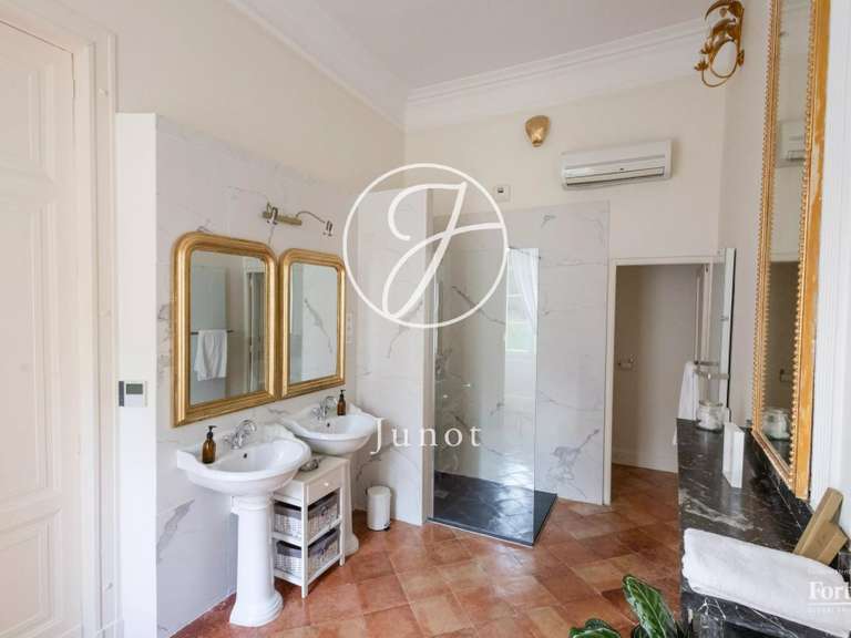 Château Villefranche-de-Lauragais - 12 chambres - 900m²