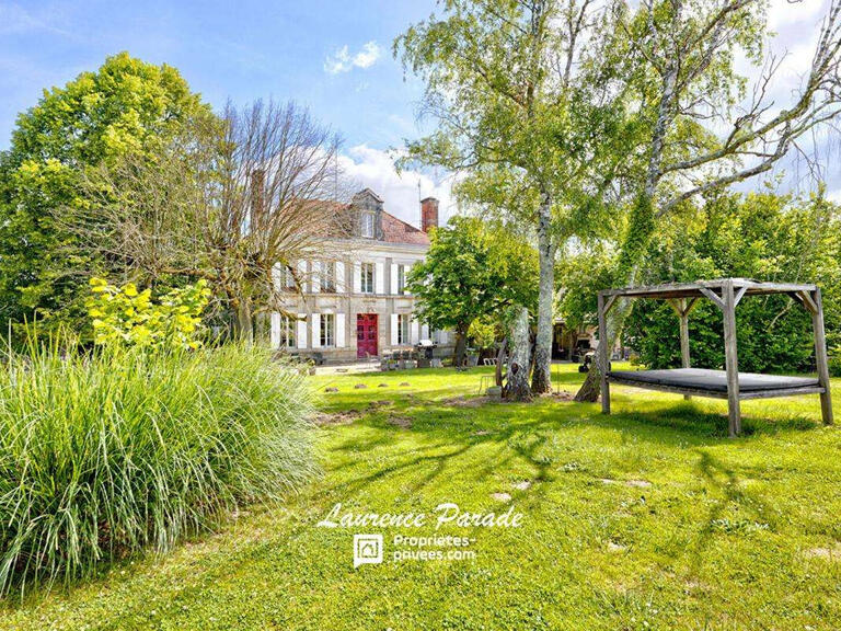 Maison Villefranche-de-Lonchat - 11 chambres
