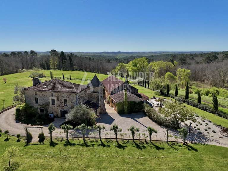 Maison Villefranche-du-Périgord - 6 chambres - 252m²