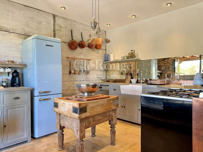 House Villefranche-du-Périgord - 6 bedrooms - 252m²