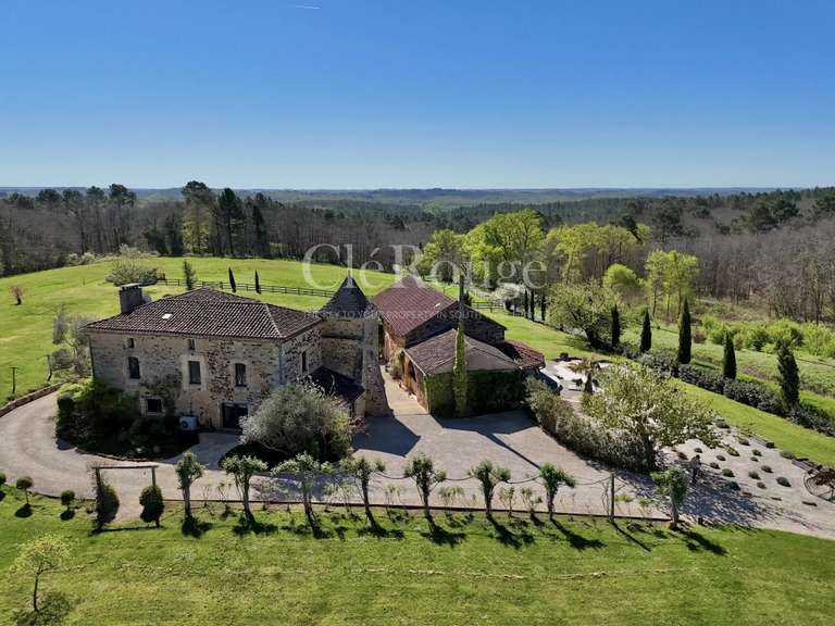 House Villefranche-du-Périgord - 6 bedrooms - 252m²