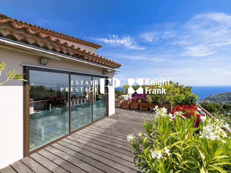 Apartment Villefranche-sur-Mer - 3 bedrooms - 111m²