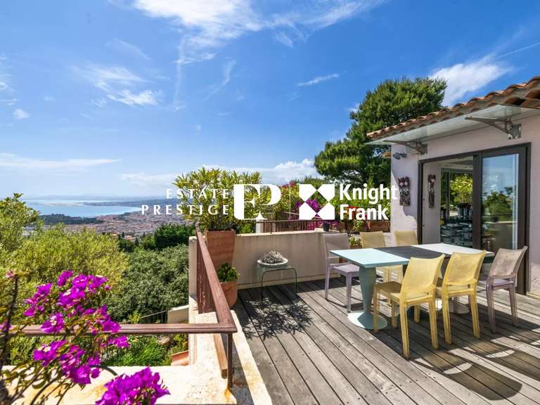 Apartment Villefranche-sur-Mer - 3 bedrooms - 111m²