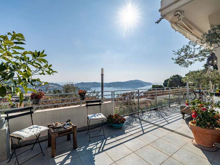 Appartement Villefranche-sur-Mer - 2 chambres - 80m²