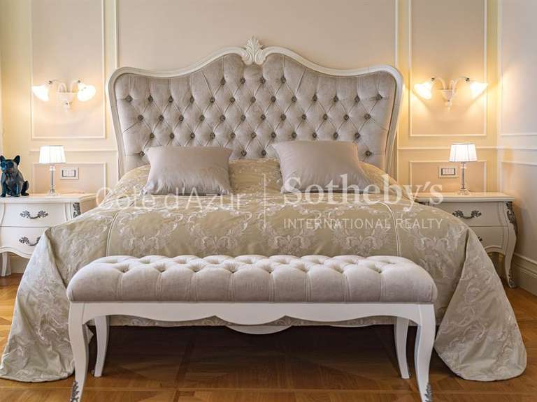 Château avec Vue sur mer Villefranche-sur-Mer - 6 chambres - 643m²