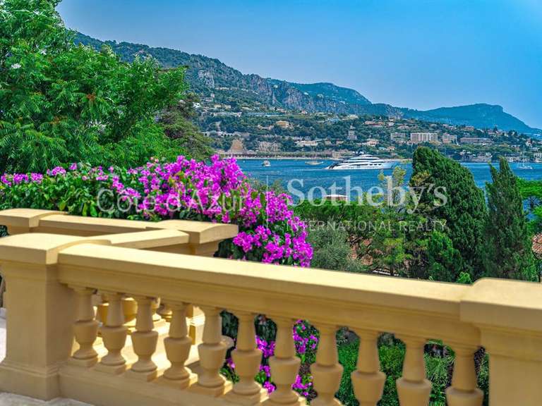 Château avec Vue sur mer Villefranche-sur-Mer - 6 chambres - 643m²