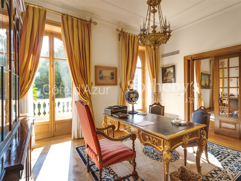 Maison Villefranche-sur-Mer - 11 chambres - 1797m²