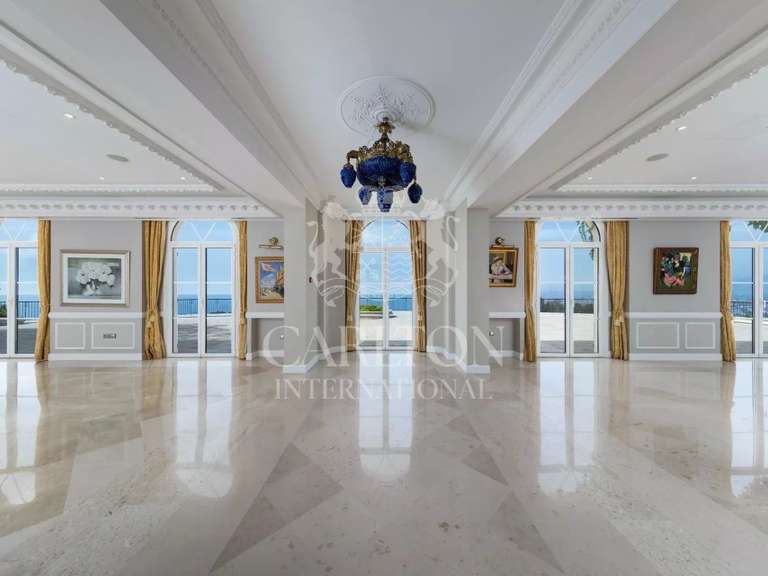 House Villefranche-sur-Mer - 1600m²