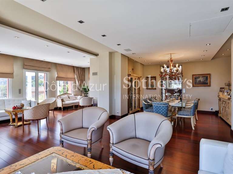 Maison Villefranche-sur-Mer - 6 chambres - 426m²