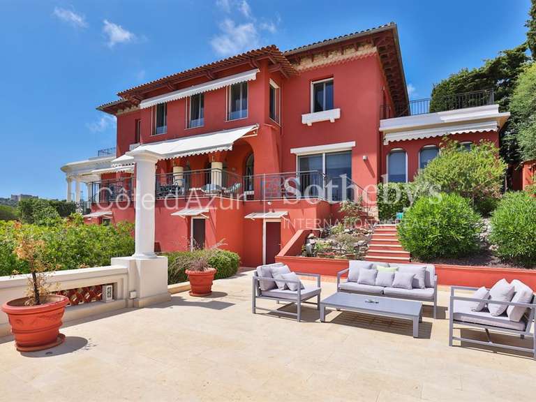 Maison Villefranche-sur-Mer - 6 chambres - 426m²