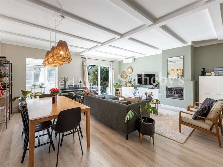 Maison Villefranche-sur-Mer - 4 chambres - 140m²