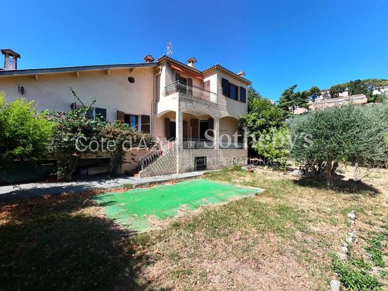 Maison Villefranche-sur-Mer - 5 chambres - 158m²