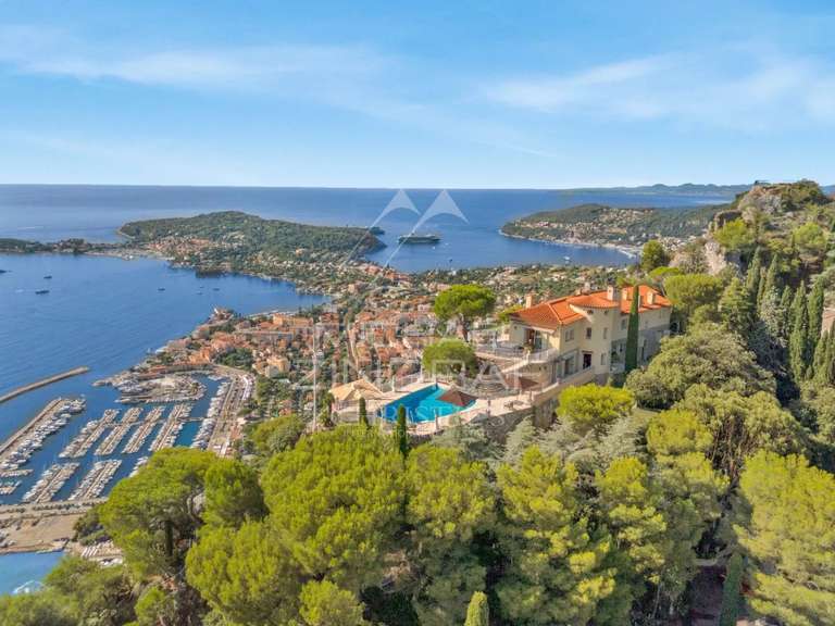 Propriété Villefranche-sur-Mer - 6 chambres - 350m²