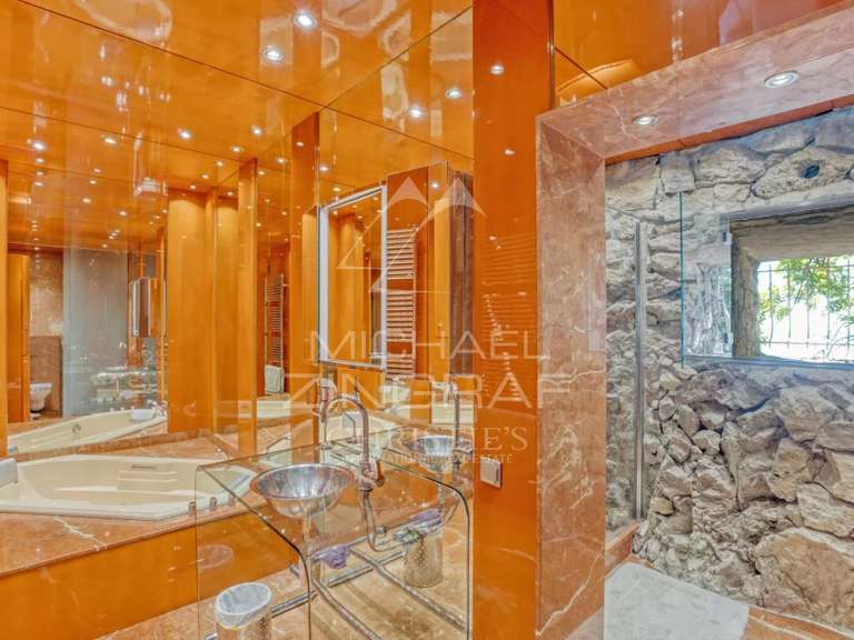 Propriété Villefranche-sur-Mer - 6 chambres - 350m²