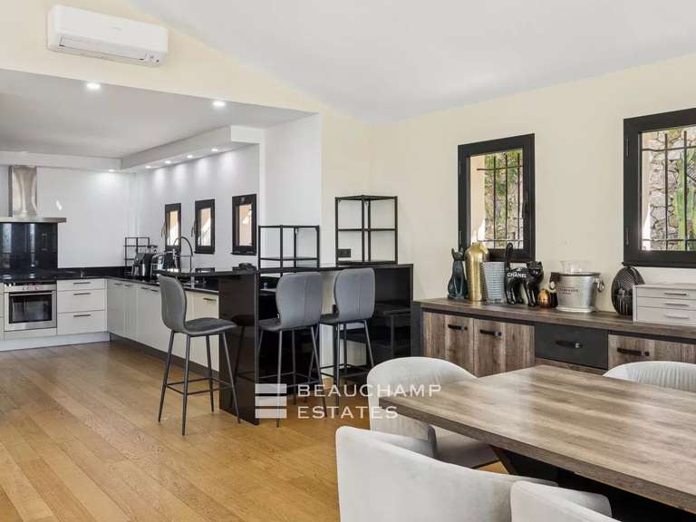 Villa Villefranche-sur-Mer - 4 bedrooms - 340m²