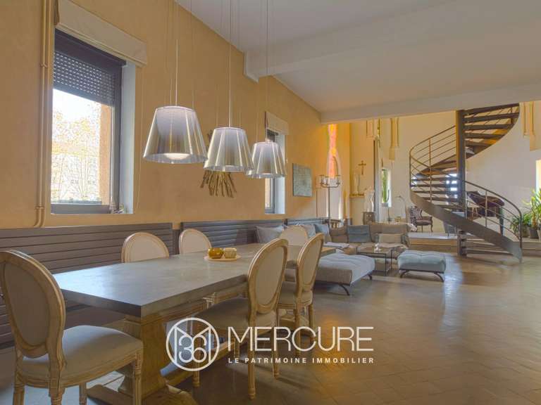 Appartement Villefranche-sur-Saône - 3 chambres - 280m²