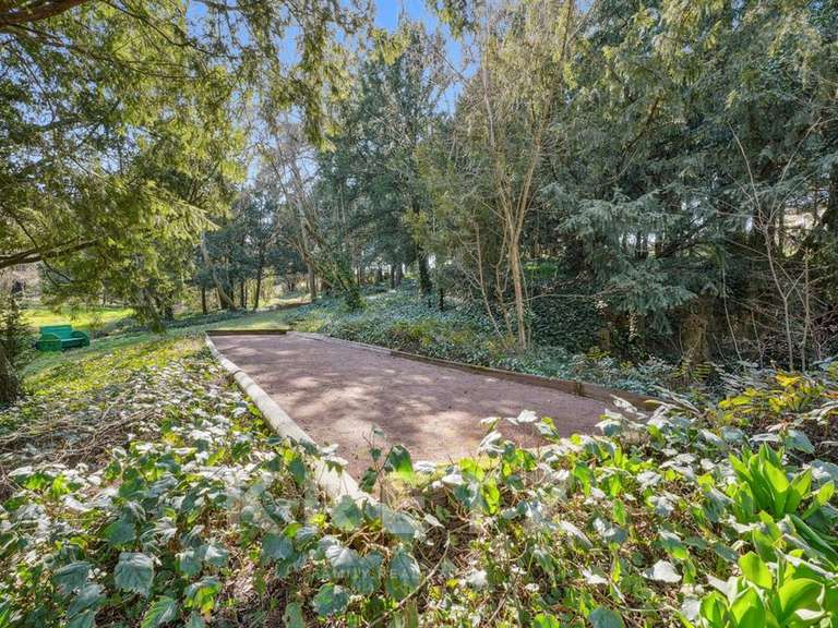 House Villefranche-sur-Saône - 5 bedrooms - 435m²
