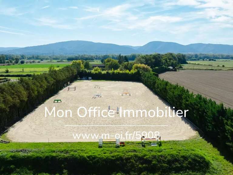 Maison Villelaure - 6 chambres - 340m²