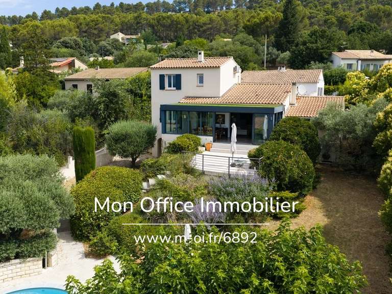 Maison Villelaure - 5 chambres - 180m²