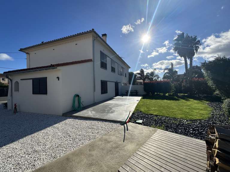 Maison Villelongue-de-la-Salanque - 7 chambres - 287m²