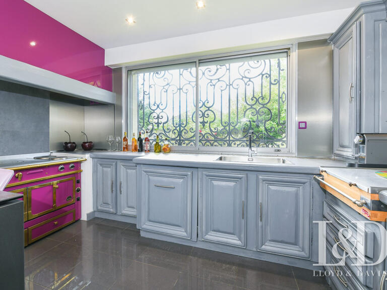 Maison Villemoisson-sur-Orge - 6 chambres - 310m²