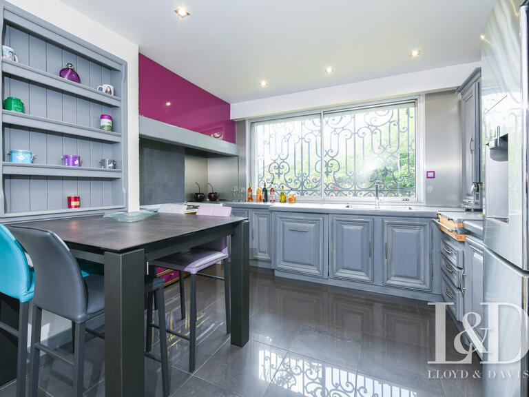 Maison Villemoisson-sur-Orge - 6 chambres - 310m²