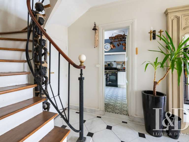 Maison Villemoisson-sur-Orge - 6 chambres - 200m²