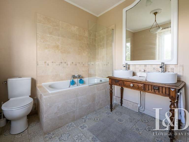 Maison Villemoisson-sur-Orge - 6 chambres - 200m²