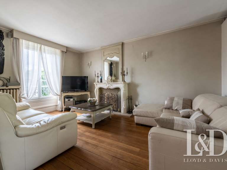 Maison Villemoisson-sur-Orge - 6 chambres - 200m²