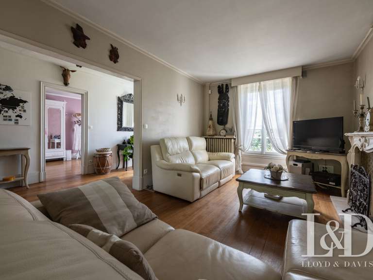 Maison Villemoisson-sur-Orge - 6 chambres - 200m²