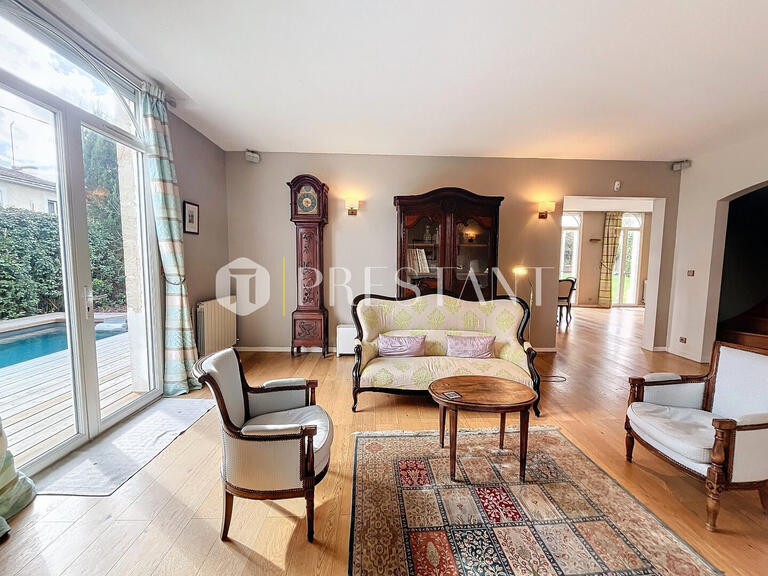 Maison Villenave-d'Ornon - 5 chambres - 240m²