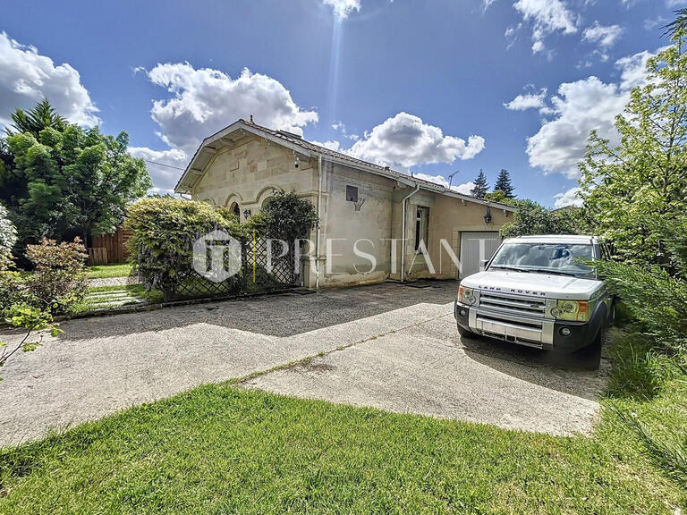 Maison Villenave-d'Ornon - 5 chambres - 240m²