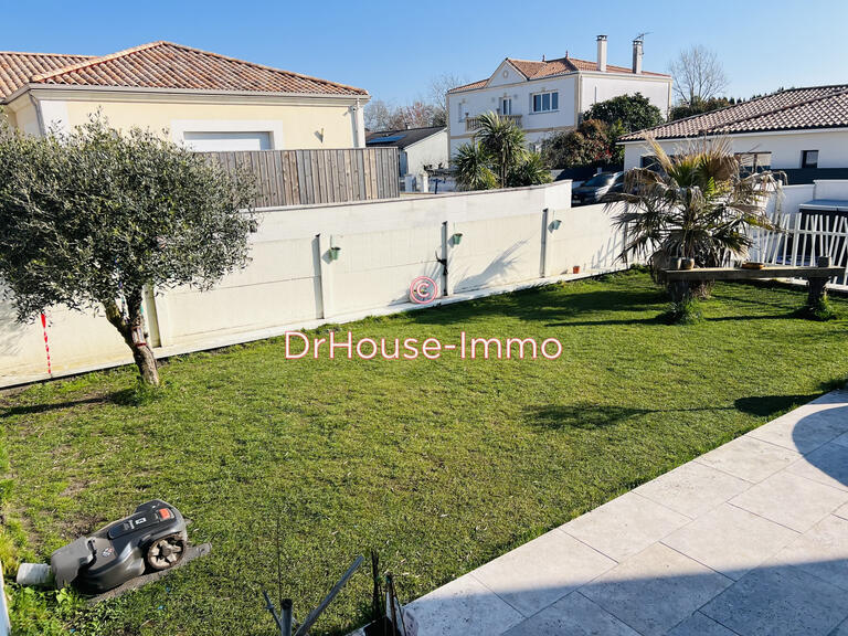 Villa Villenave-d'Ornon - 5 bedrooms - 190m²