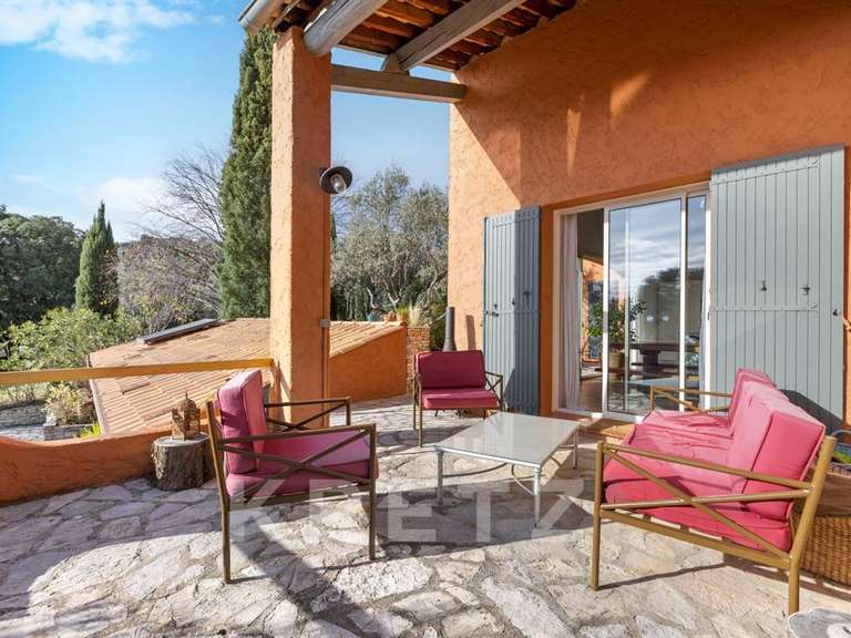 Maison Villeneuve - 6 chambres - 288m²