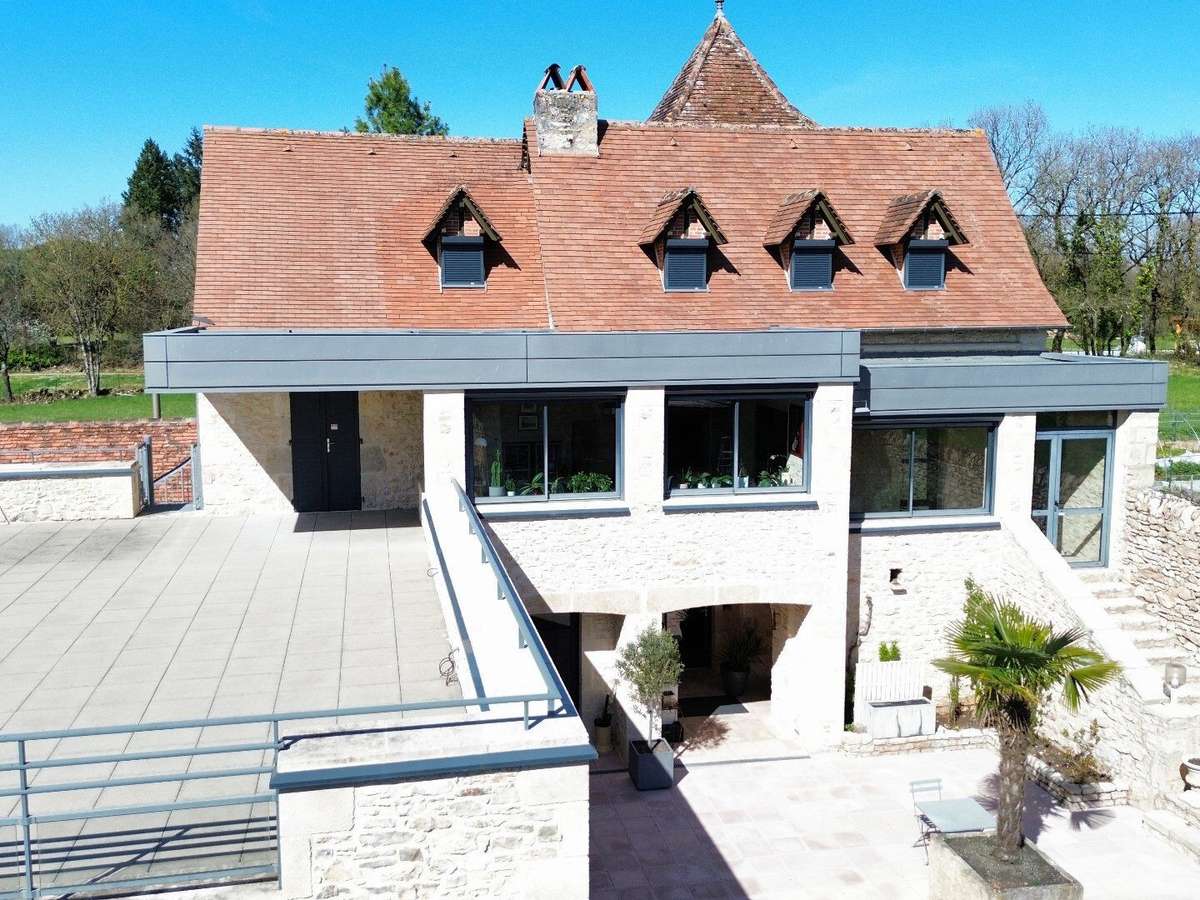 House Villeneuve