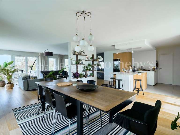 Appartement Villeneuve-d'Ascq - 3 chambres - 176m²