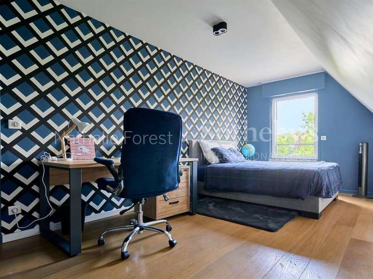 Maison Villeneuve-d'Ascq - 4 chambres - 238m²