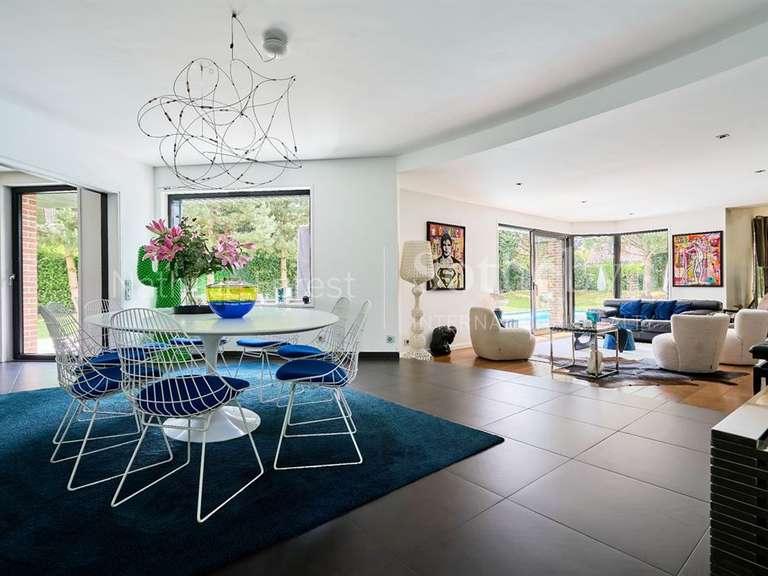 Maison Villeneuve-d'Ascq - 4 chambres - 238m²