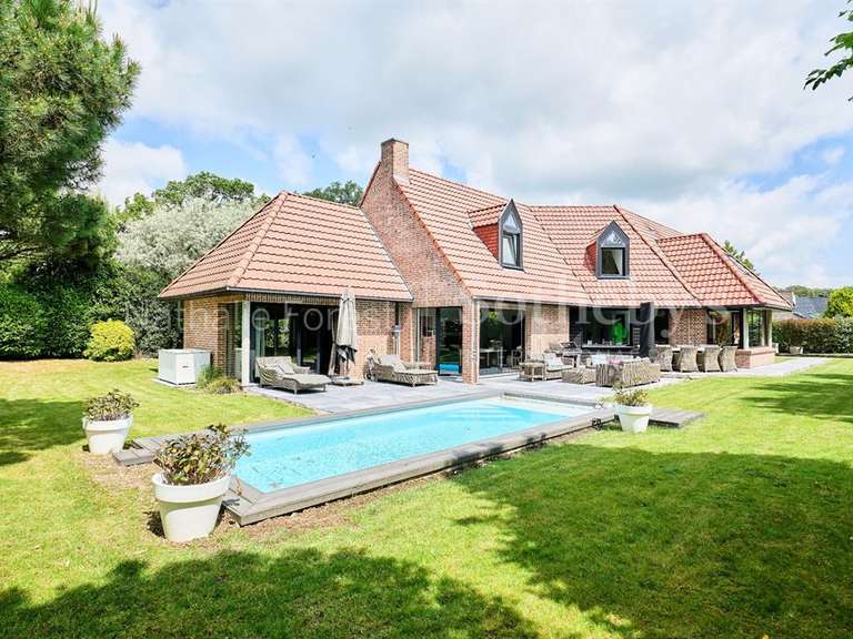 Maison Villeneuve-d'Ascq - 4 chambres - 238m²