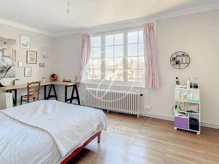 House Villeneuve-d'Ascq - 5 bedrooms - 389m²