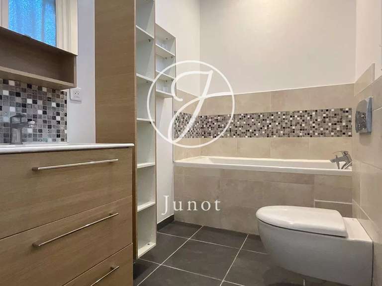 House Villeneuve-d'Ascq - 6 bedrooms - 228m²