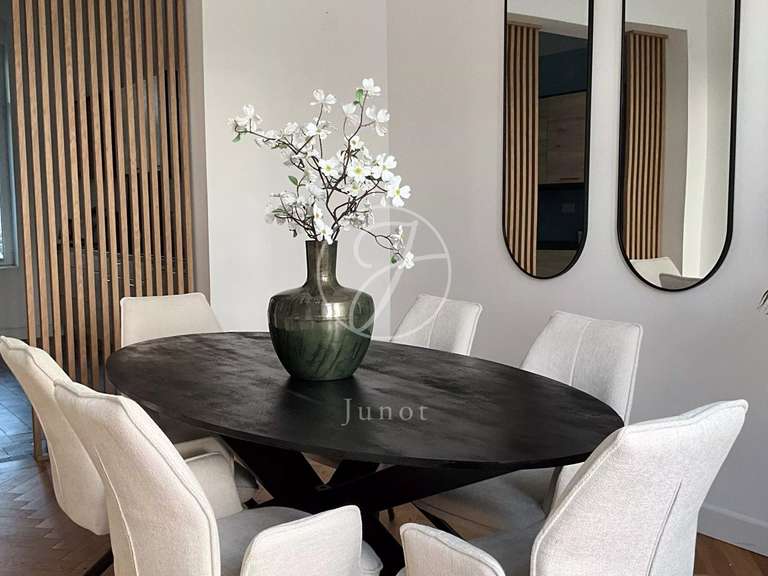 Maison Villeneuve-d'Ascq - 6 chambres - 228m²