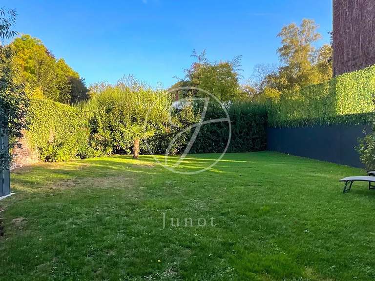 Maison Villeneuve-d'Ascq - 6 chambres - 228m²