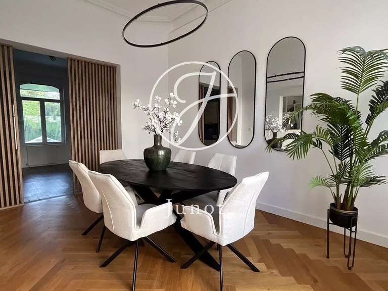 House Villeneuve-d'Ascq - 6 bedrooms - 228m²