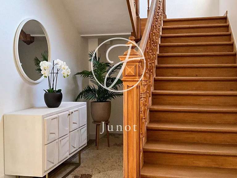 House Villeneuve-d'Ascq - 6 bedrooms - 228m²